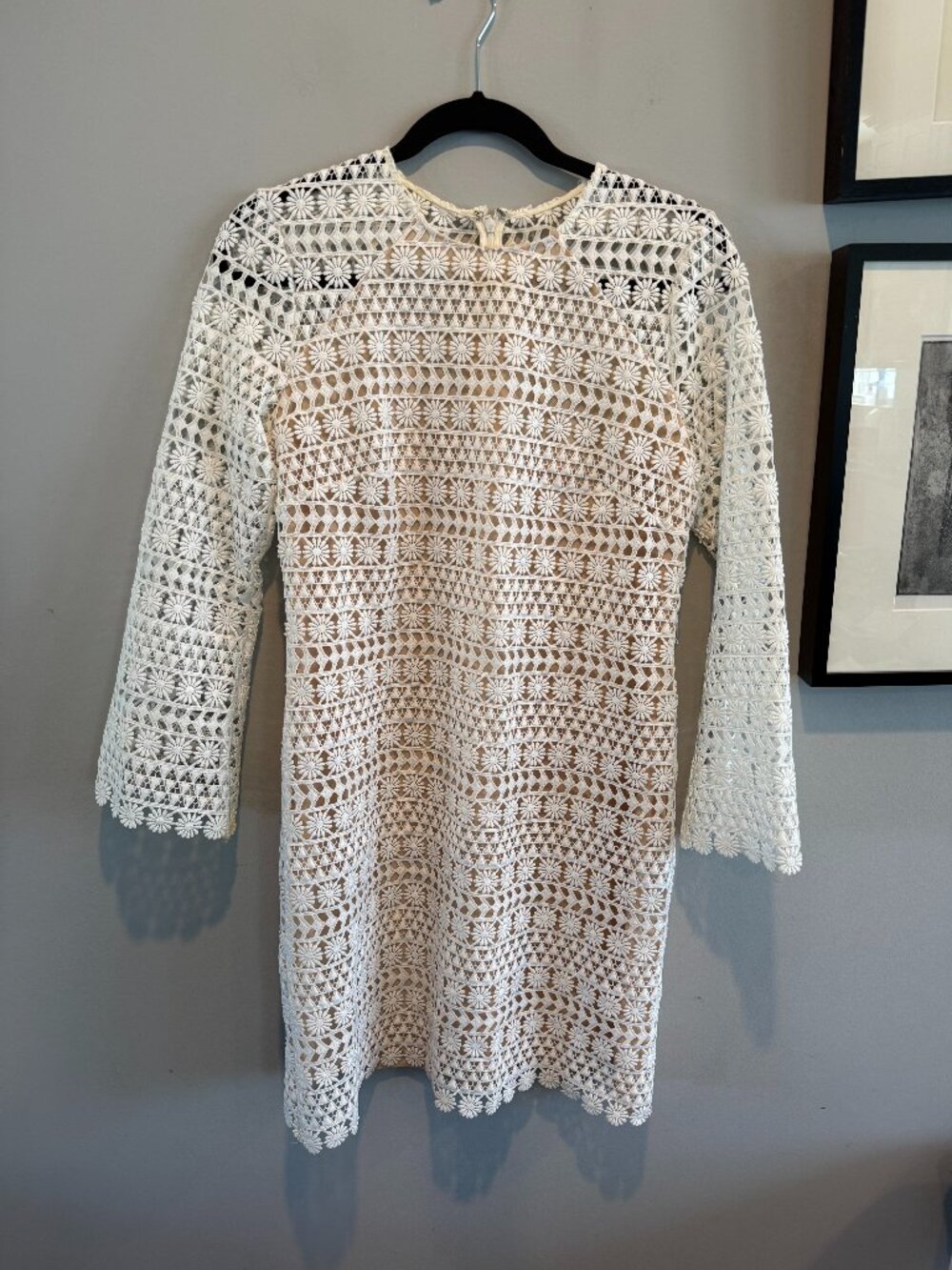Shoshanna Rae 3/4-Sleeve Mini Floral Lace Cocktail Dress in White, Size 4